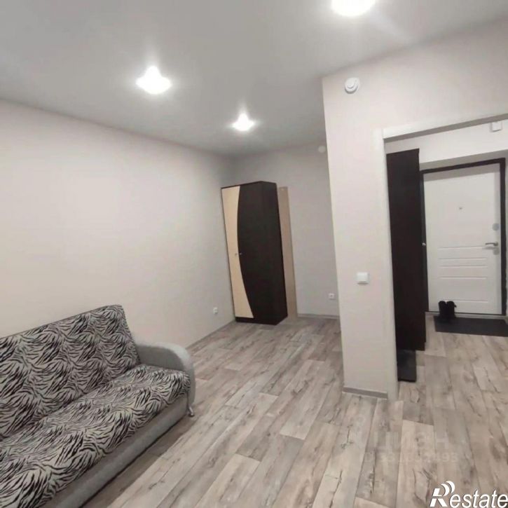 1-комн квартира ул Комарова, 40,  д. 40