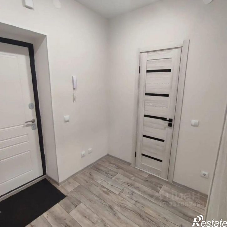 1-комн квартира ул Комарова, 40,  д. 40