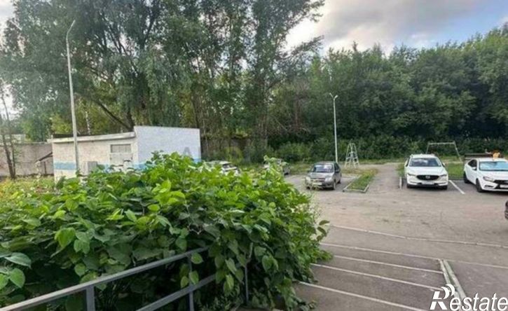 2-комн квартира Республика Татарстан (Татарстан), Набережные Челны, посёлок ЗЯБ, улица Комарова, 36