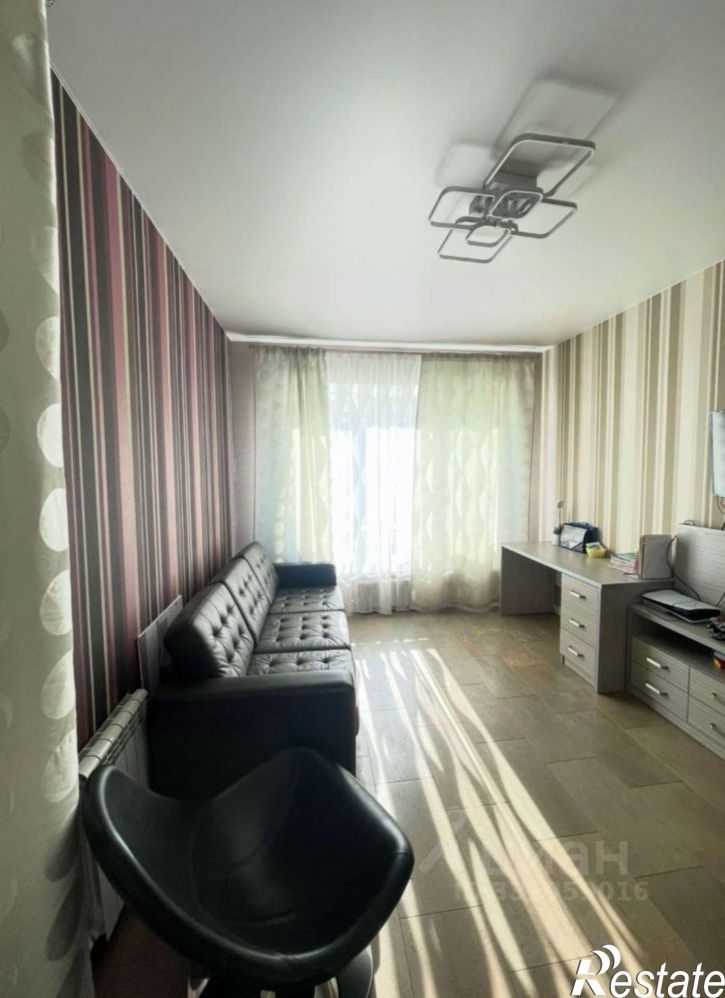 4-комн квартира улица Портовая,дом 9