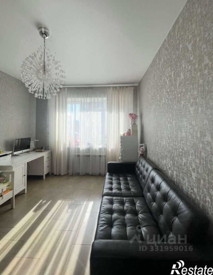4-комн квартира улица Портовая,дом 9
