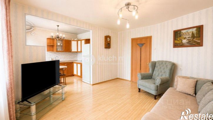 3-комн квартира ул Енисейская, 8,  д. 8