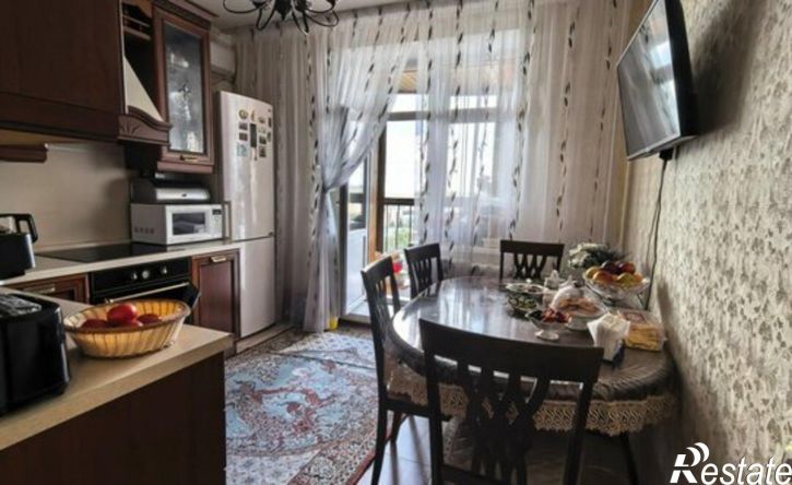 2-комн квартира Республика Татарстан (Татарстан), Нижнекамск, проспект Химиков, 86