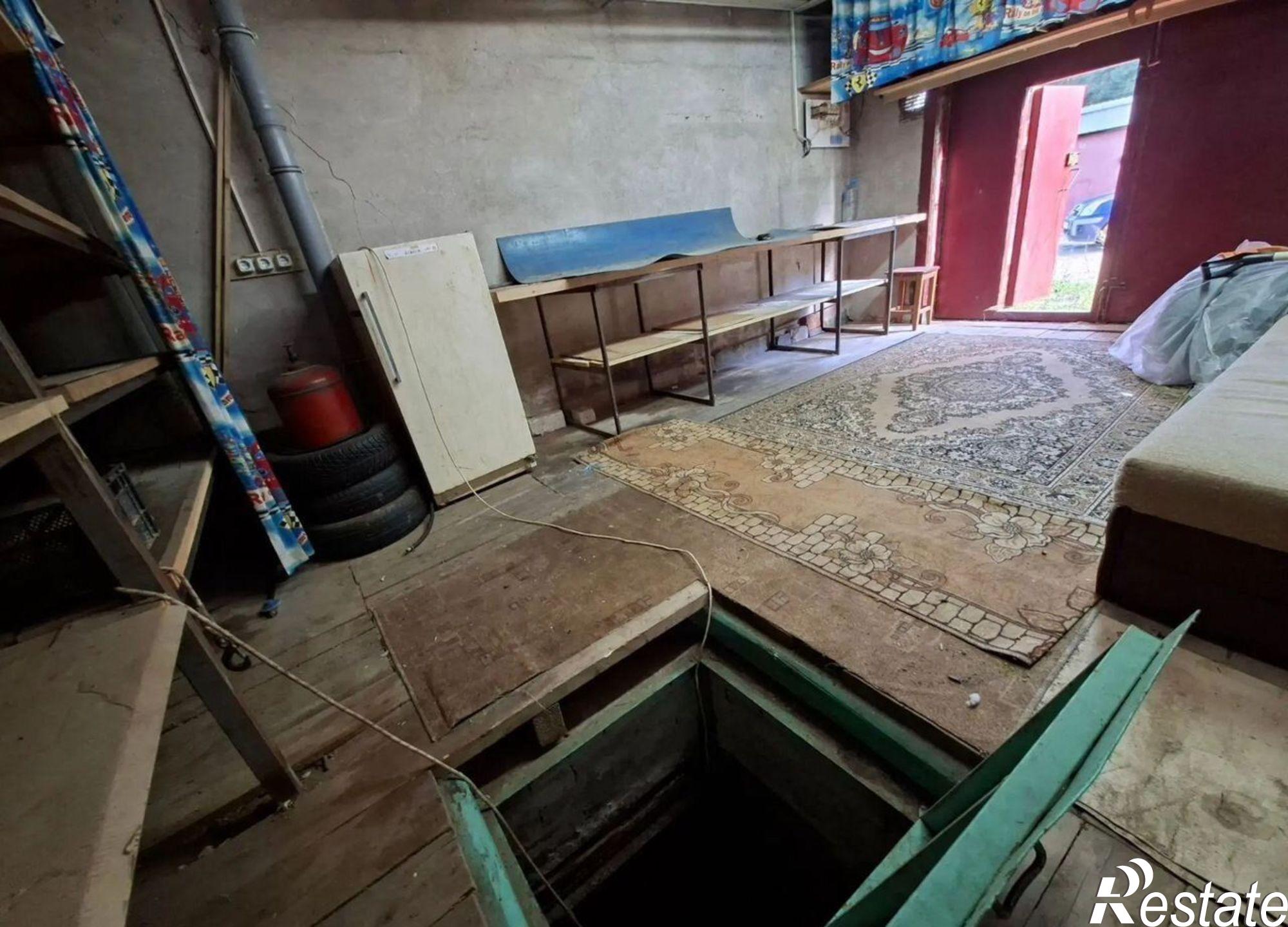 Купить гараж, место в паркинге за 650 016 рублей
