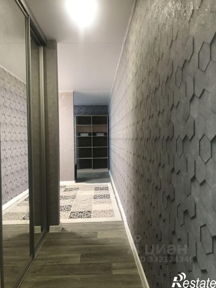 3-комн квартира Казань, улица Короленко
