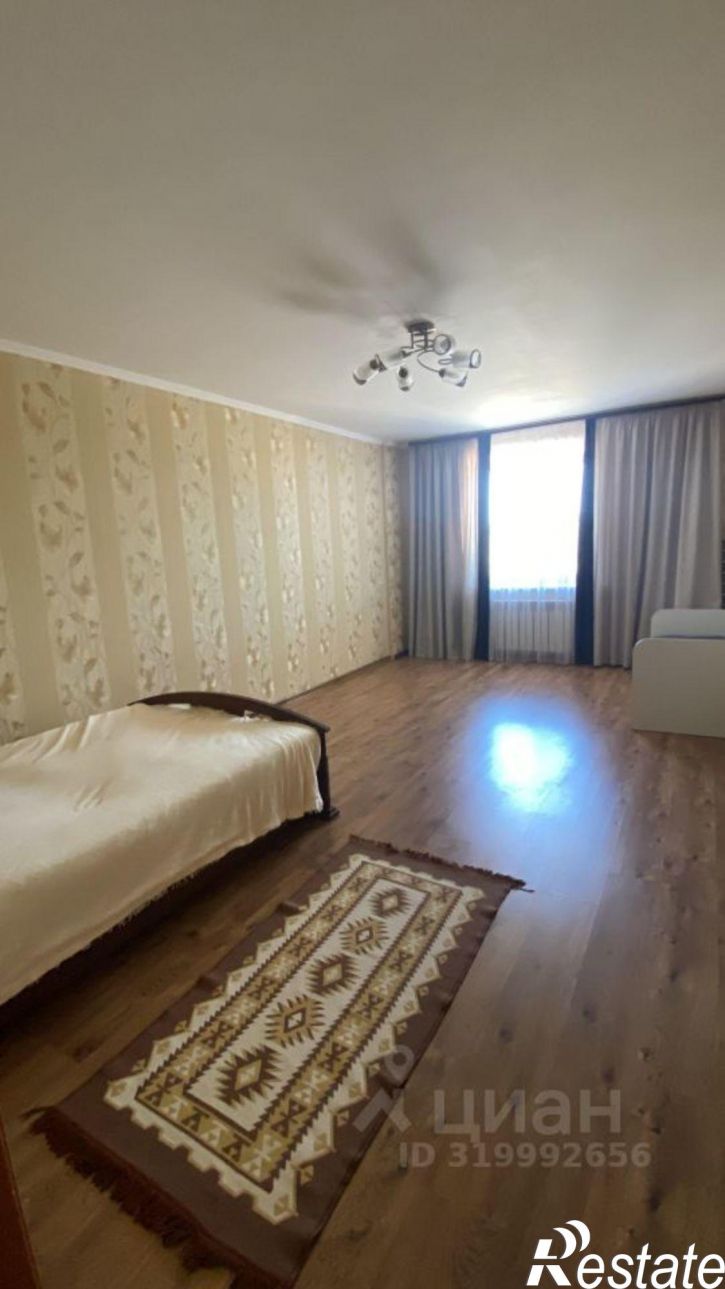 1-комн квартира ул Комарова, 14Б 1,  д. 14Б 1,  к. 1