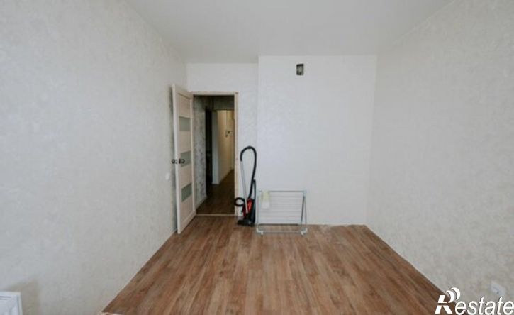 3-комн квартира пр-кт Строителей, 24А,  д. 24А