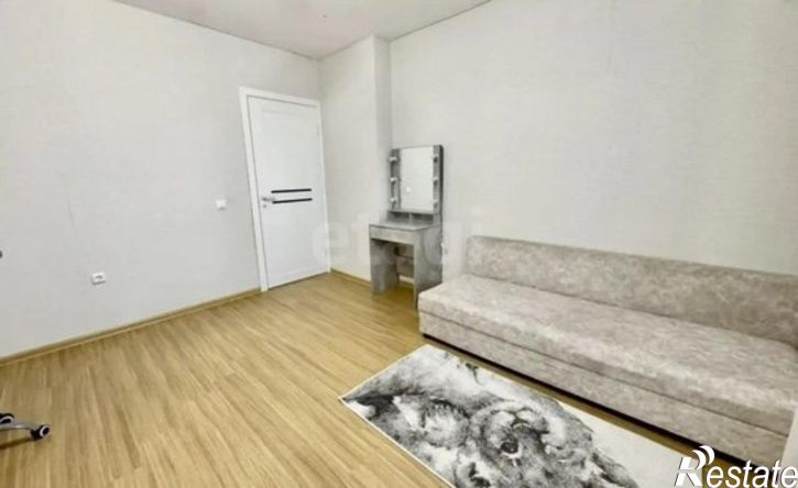 3-комн квартира Республика Татарстан (Татарстан), Казань, улица Чингиза Айтматова, 1