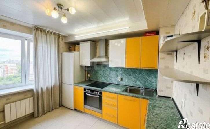 3-комн квартира Республика Татарстан (Татарстан), Казань, улица Чингиза Айтматова, 1