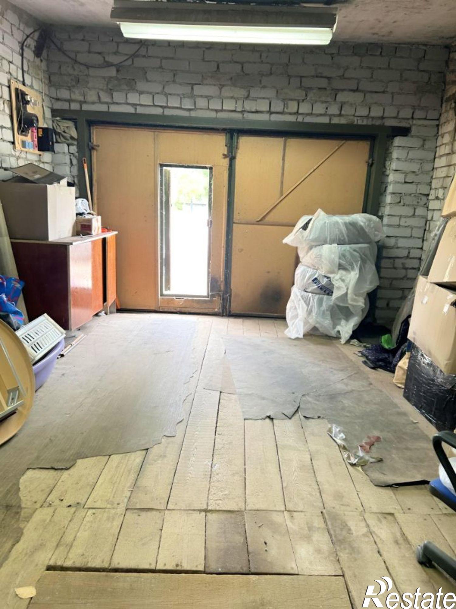 Купить гараж, место в паркинге за 850 008 рублей на ул Мира, 12