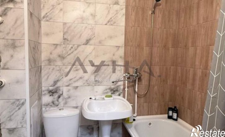 1-комн квартира Республика Татарстан (Татарстан), Набережные Челны, улица Нур Баян, 1