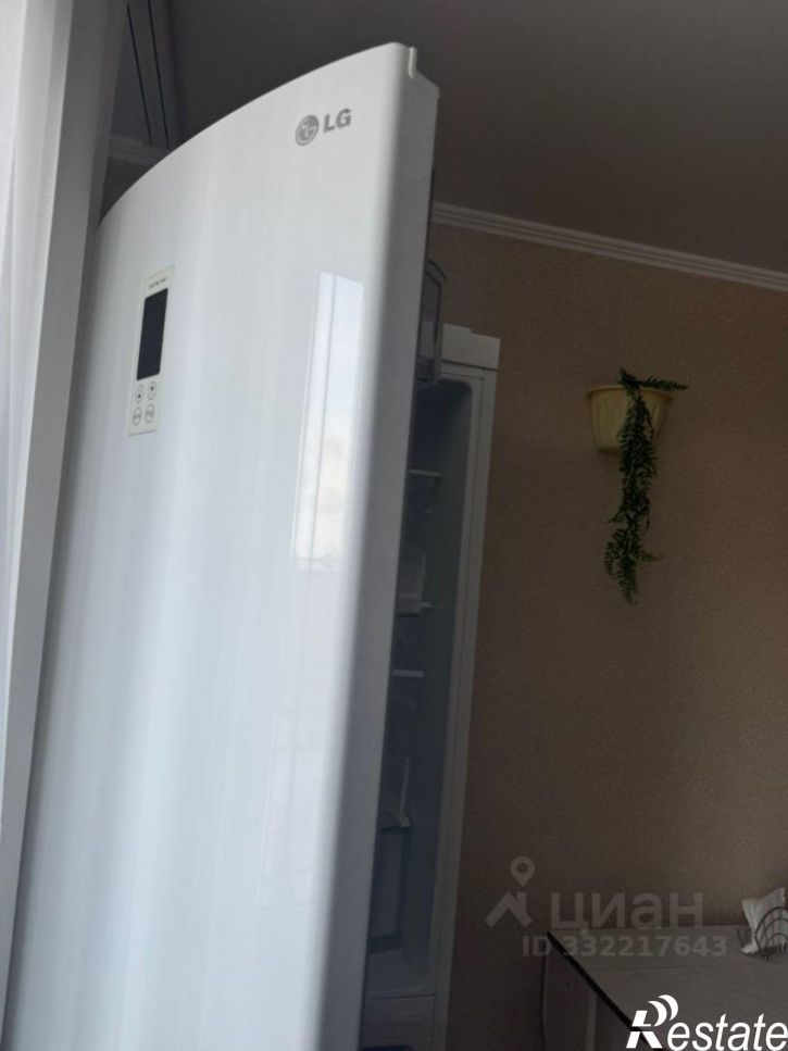 3-комн квартира пр-кт Строителей, 35,  д. 35