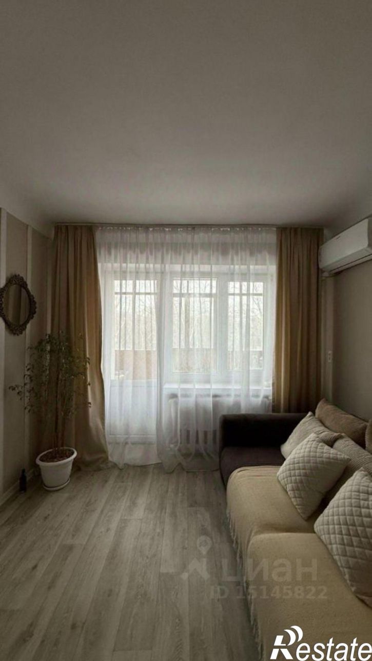 3-комн квартира ул. Олега Кошевого,  д. 18