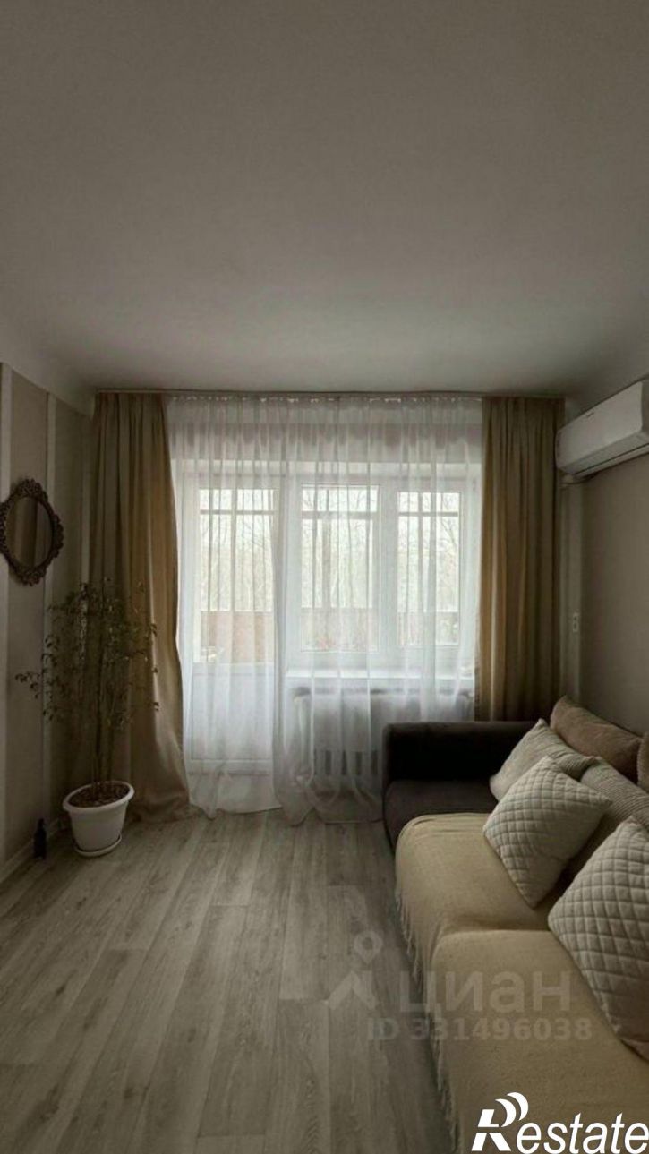 3-комн квартира ул. Олега Кошевого,  д. 18