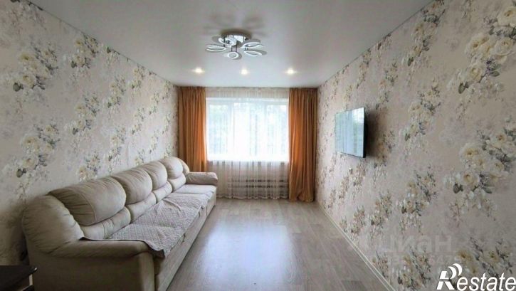 3-комн квартира улица Комиссара Габишева, дом 19