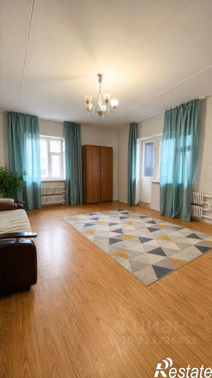 2-комн квартира улица Юлиуса Фучика, дом 151