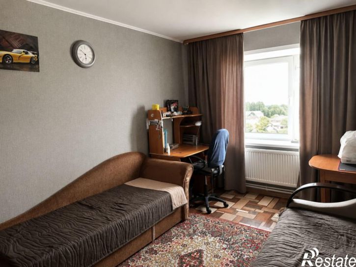 3-комн квартира проспект Победы, 224б