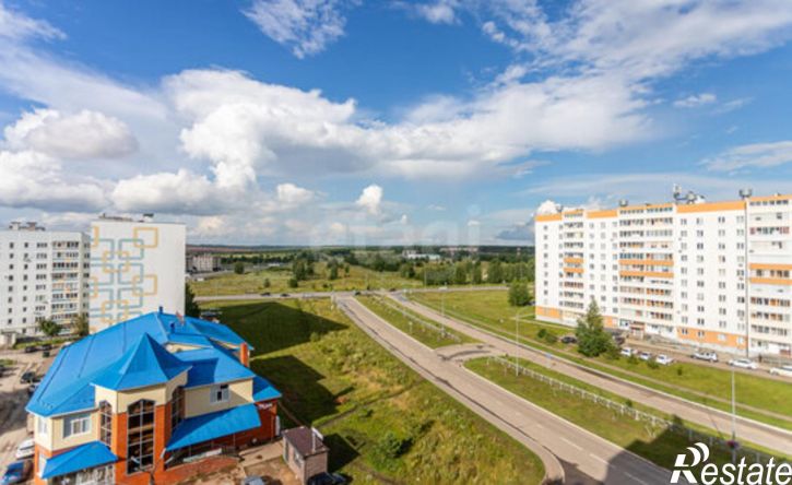 3-комн квартира Республика Татарстан (Татарстан), Елабуга, микрорайон 4/5, улица Хирурга Нечаева, 11