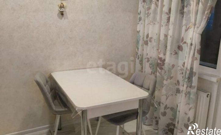 2-комн квартира Республика Татарстан (Татарстан), Казань, улица Александра Курынова, 6к2