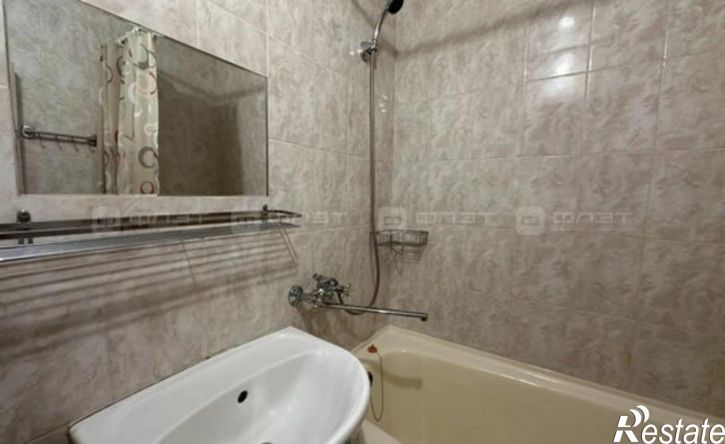 2-комн квартира Республика Татарстан (Татарстан), Казань, улица Комиссара Габишева, 35