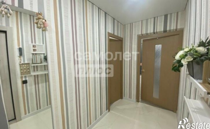 2-комн квартира Республика Татарстан (Татарстан), Нижнекамск, улица Фикрята Табеева, 35А