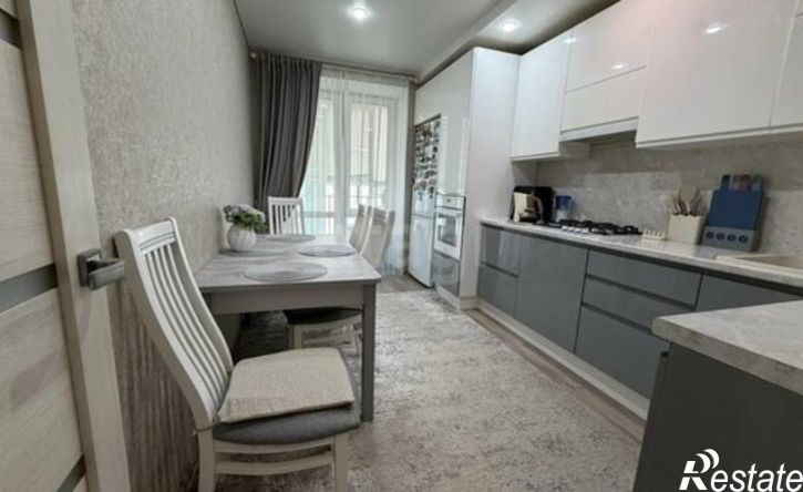 2-комн квартира Республика Татарстан (Татарстан), Казань, улица Азата Аббасова, 12