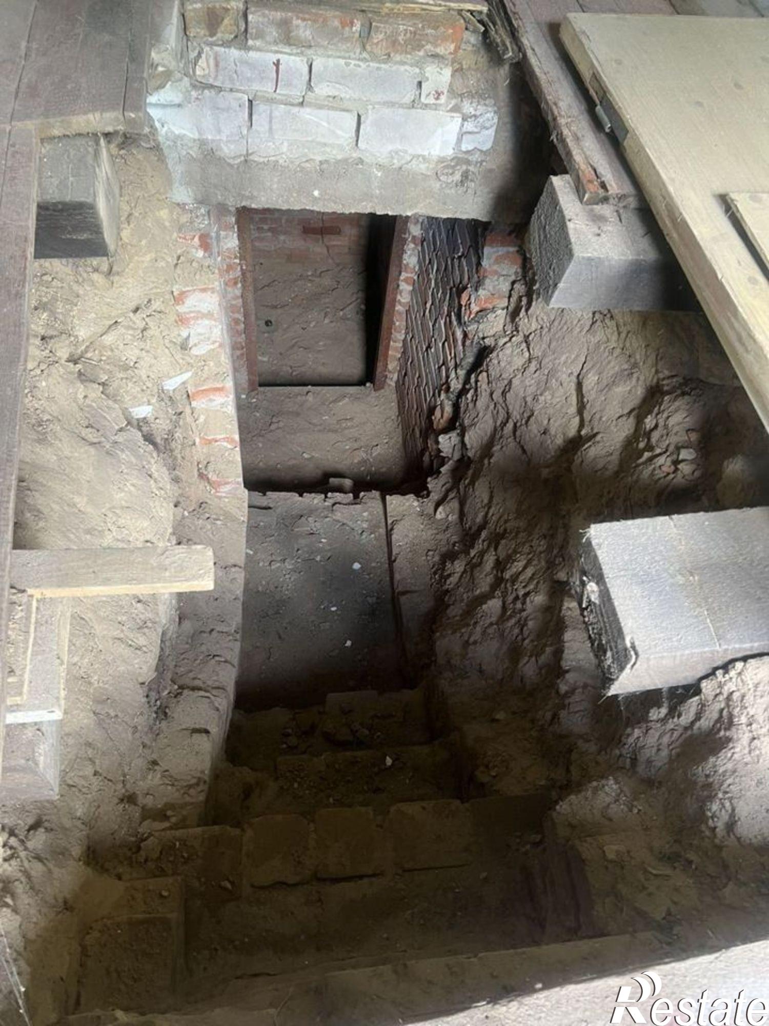 Купить гараж, место в паркинге за 560 004 рублей на ул Шустова, 3