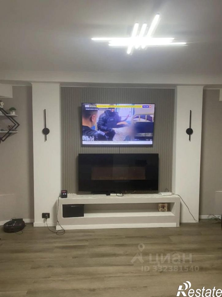 2-комн квартира ул 8 Марта, 15,  д. 15