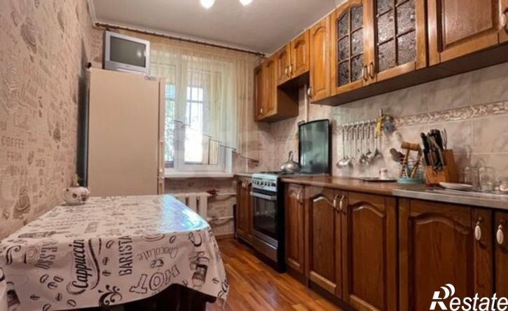 2-комн квартира Республика Татарстан (Татарстан), Альметьевск, улица Жуковского, 13