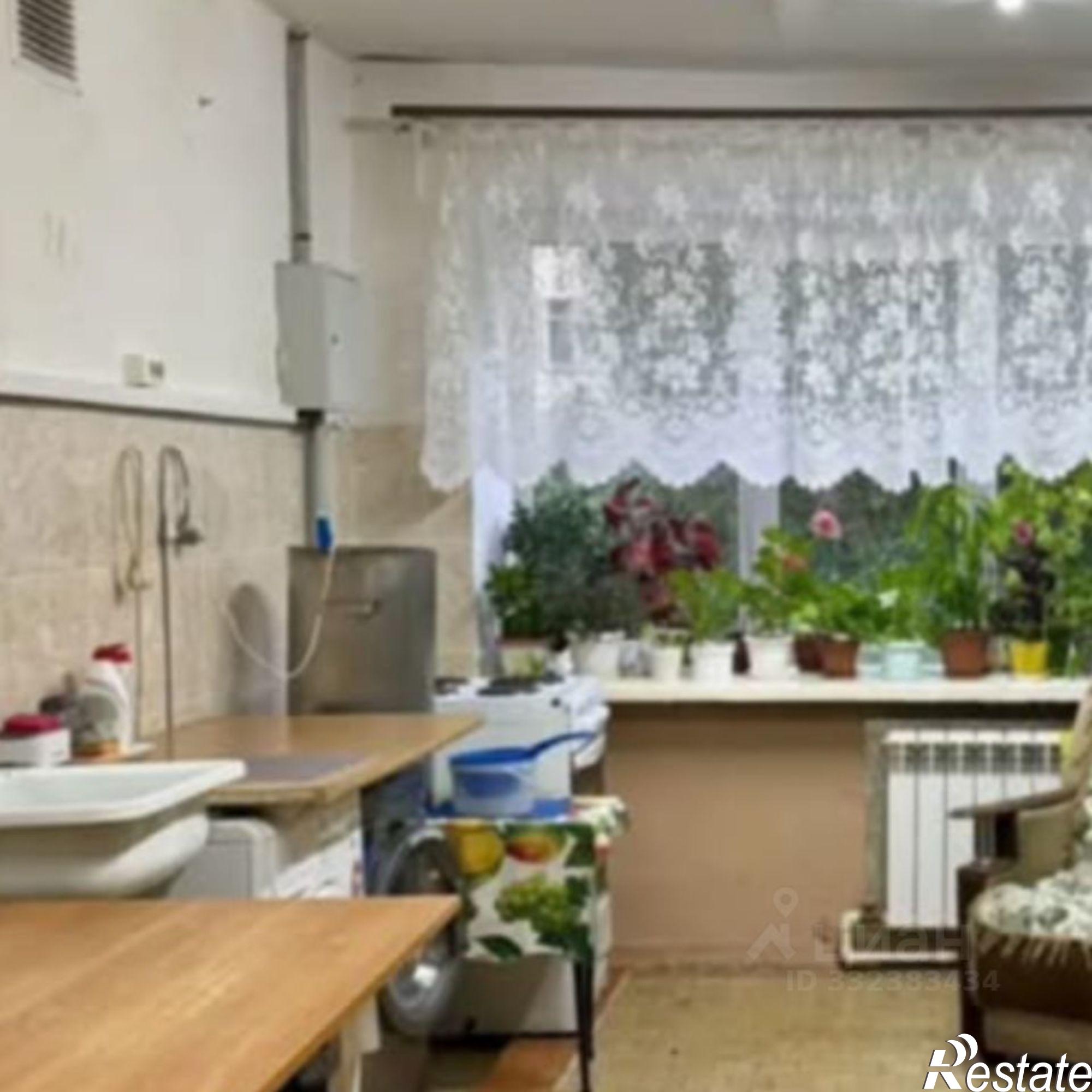 Сдать комнату за 11 000 рублей на ул Татарстан, 29