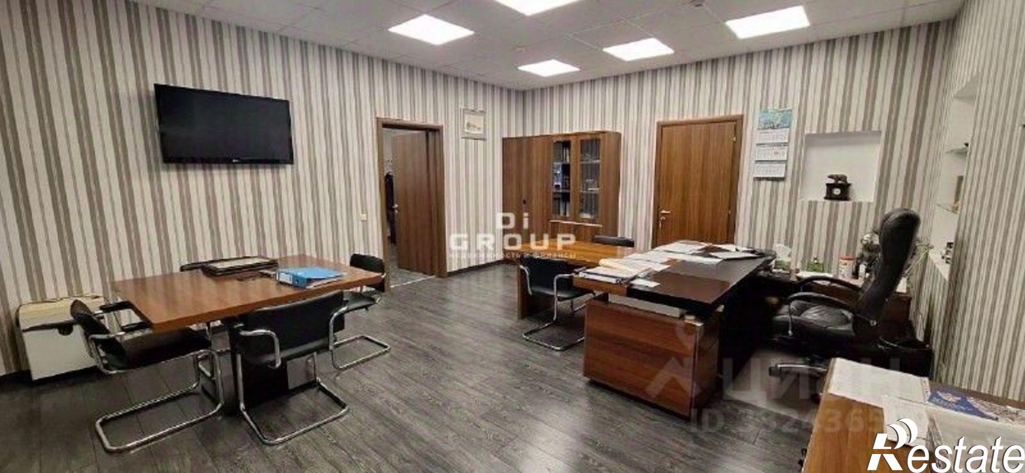 Сдать офис, помещение под офис за 309 400 рублей на Казань, Вахитовский