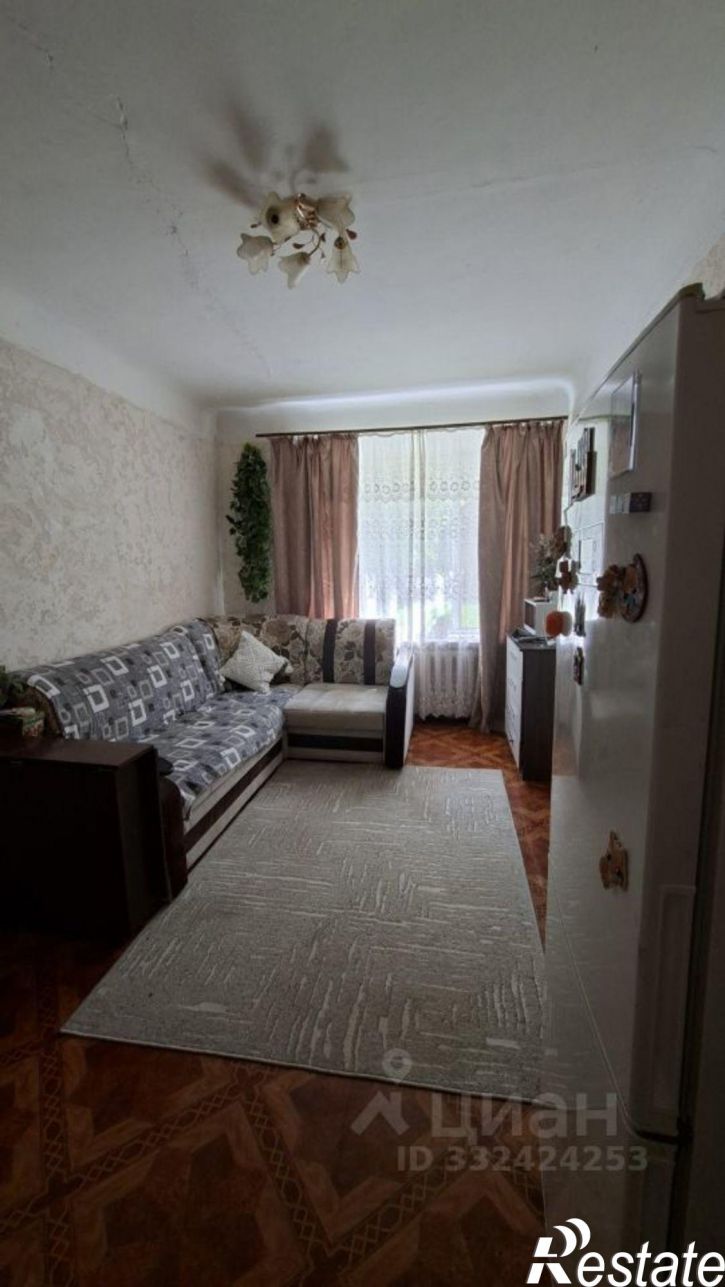 Комната Казань, Деловая улица, 3