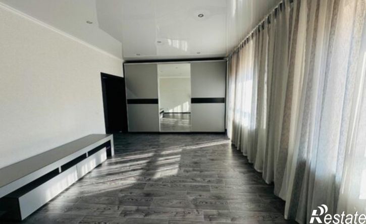 3-комн квартира Республика Татарстан (Татарстан), Нижнекамск, проспект Химиков, 56