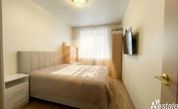 2-комн квартира Республика Татарстан (Татарстан), Казань, улица Рауиса Гареева, 92
