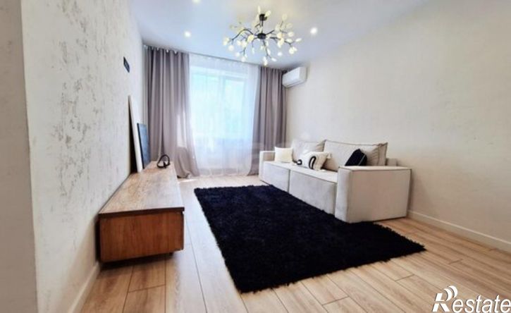 2-комн квартира Республика Татарстан (Татарстан), Казань, улица Адоратского, 5