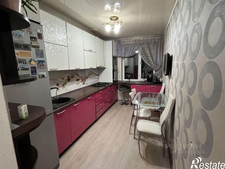 3-комн квартира Нижнекамск, проспект Мира, 32
