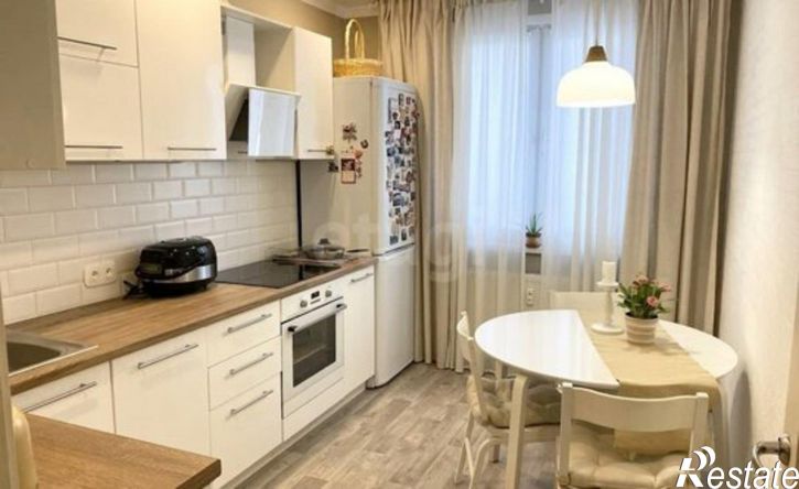 2-комн квартира Республика Татарстан (Татарстан), Казань, улица Александра Курынова, 6к2