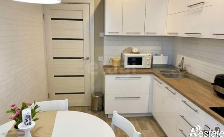 2-комн квартира Республика Татарстан (Татарстан), Казань, улица Александра Курынова, 6к2