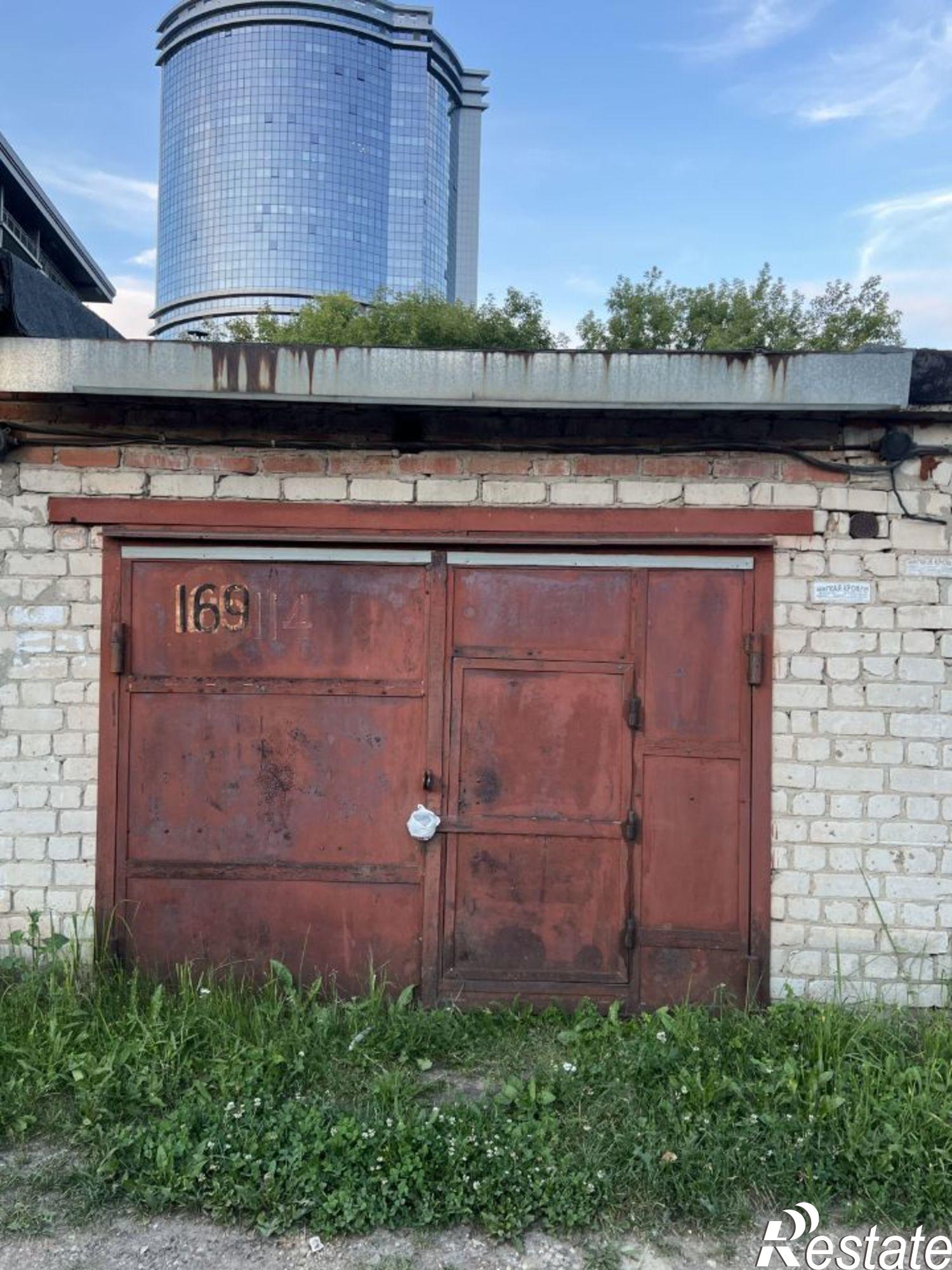 Купить гараж, место в паркинге за 1 100 010 рублей на Казань