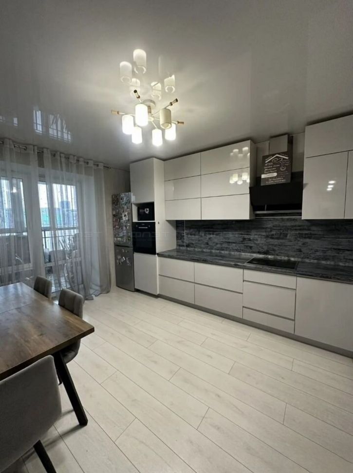 3-комн квартира ул. Фикрята Табеева, дом 3