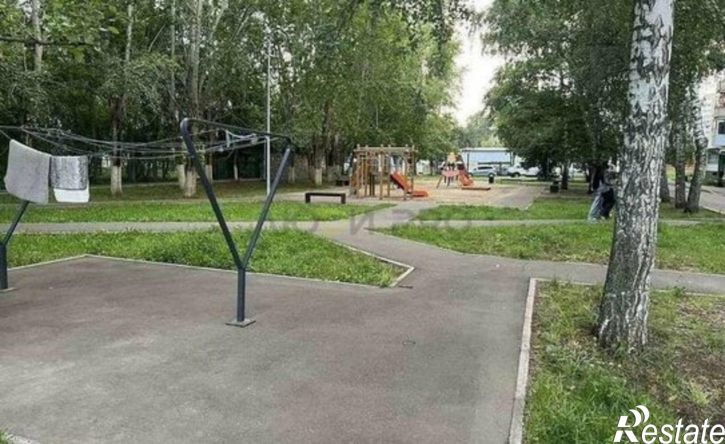 2-комн квартира Республика Татарстан (Татарстан), Набережные Челны, улица Е.Н. Батенчука, 15