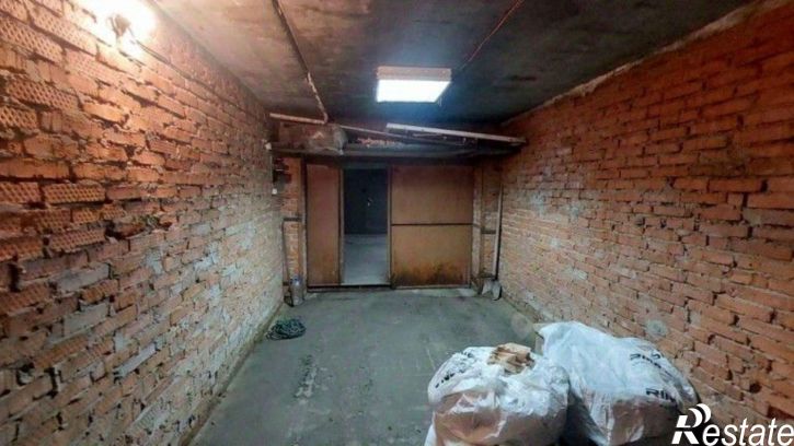 Гараж/парковка улица Столярова, дом 5