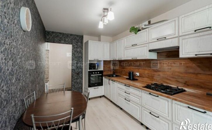 3-комн квартира Республика Татарстан (Татарстан), Казань, улица Кул Гали, 27