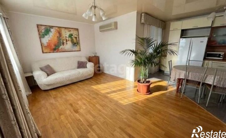 5-комн квартира Республика Татарстан (Татарстан), Казань, улица Космонавтов, 55