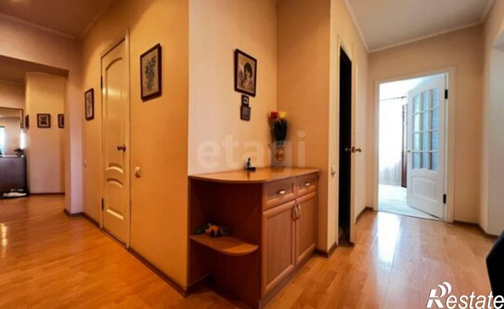 3-комн квартира Республика Татарстан (Татарстан), Зеленодольск, улица Гастелло, 7