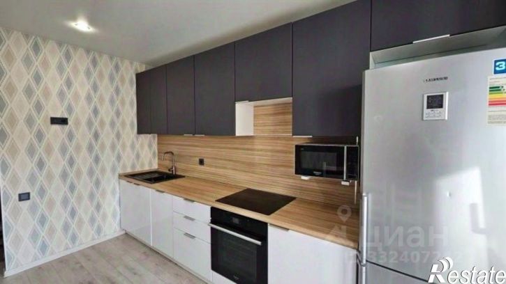 2-комн квартира ул. Азата Аббасова,  д. 8