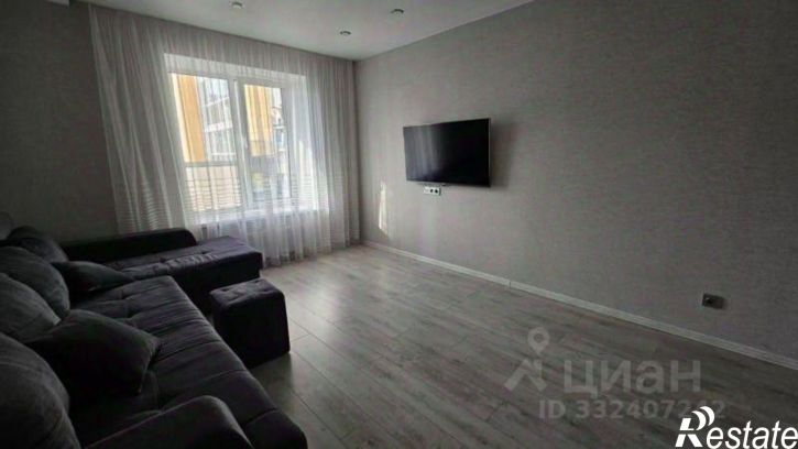 2-комн квартира ул. Азата Аббасова,  д. 8