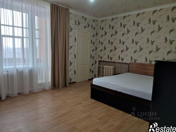 3-комн квартира пр-кт Нефтяников, 19,  д. 19