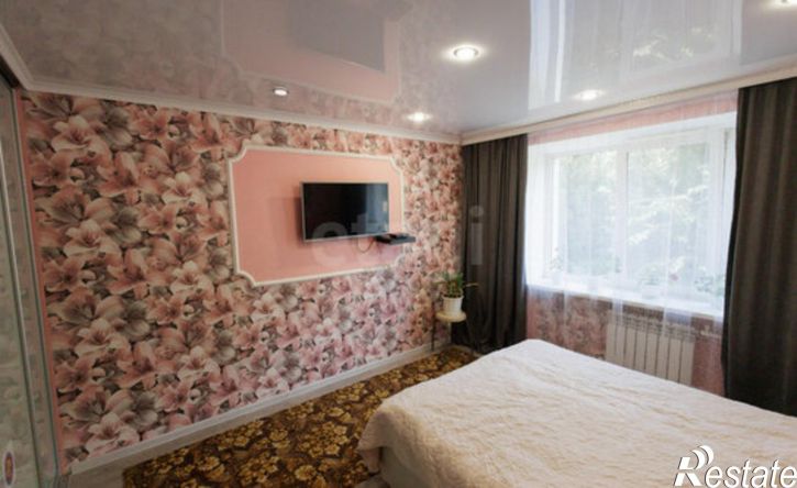 3-комн квартира Республика Татарстан (Татарстан), Альметьевск, улица Кирова, 2