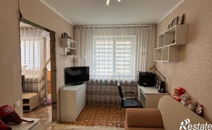 3-комн квартира Республика Татарстан (Татарстан), Альметьевск, Девонская улица, 93
